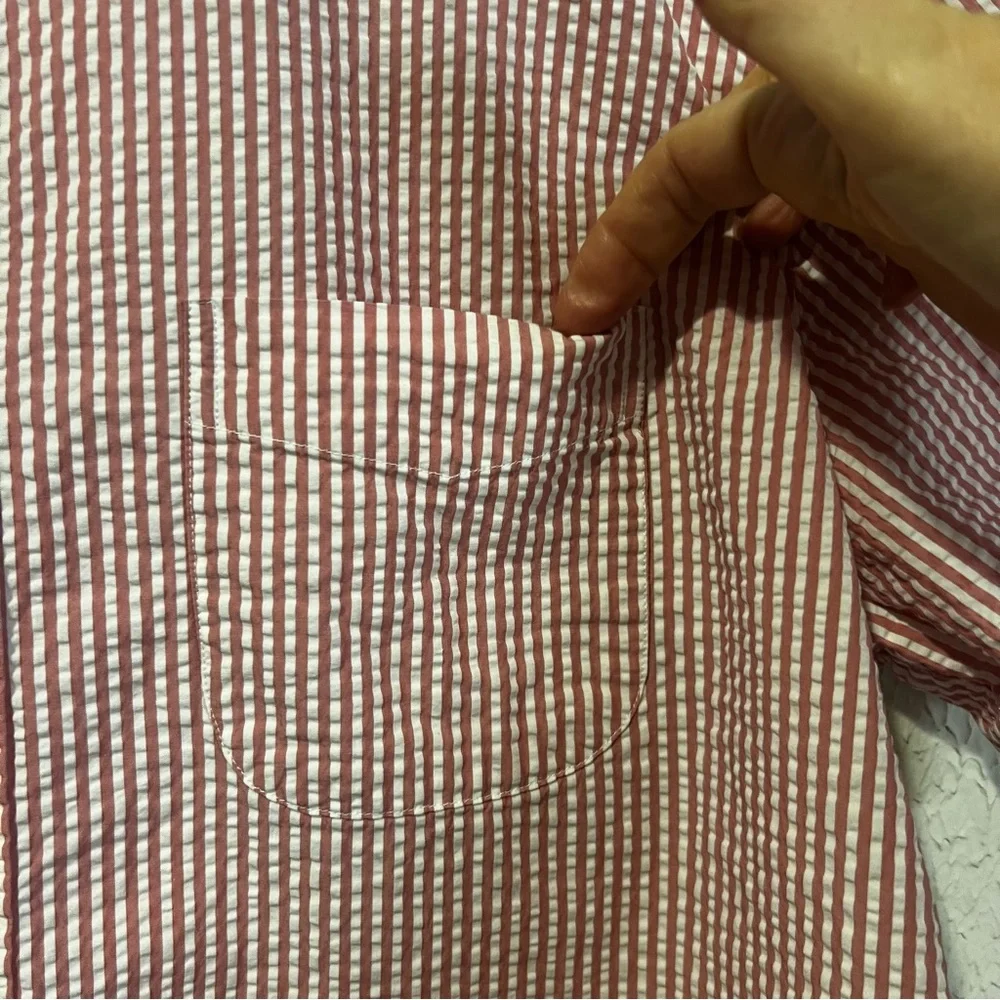 J. Crew Pink and White Seersucker Button Down Short Sleeved Shirt size Large